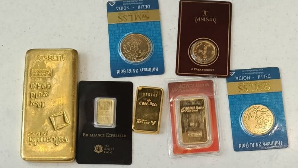 CISF Foils Currency Smuggling Bid at Kolkata Airport, Recovers $1.2M